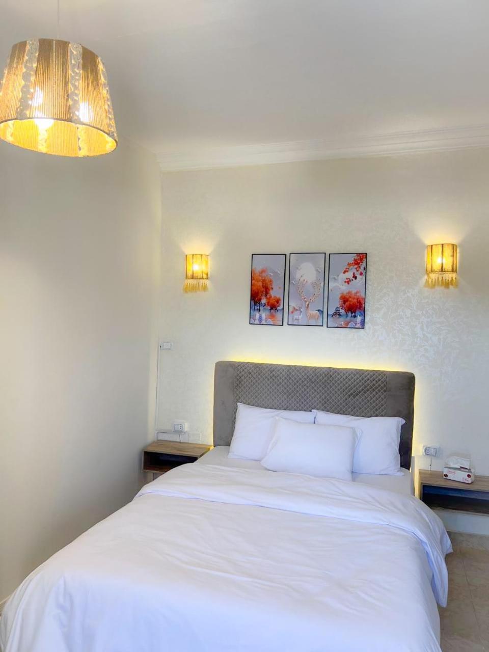 Seven Pyramids Panoramic View Inn Kafret el-Gabal Екстериор снимка