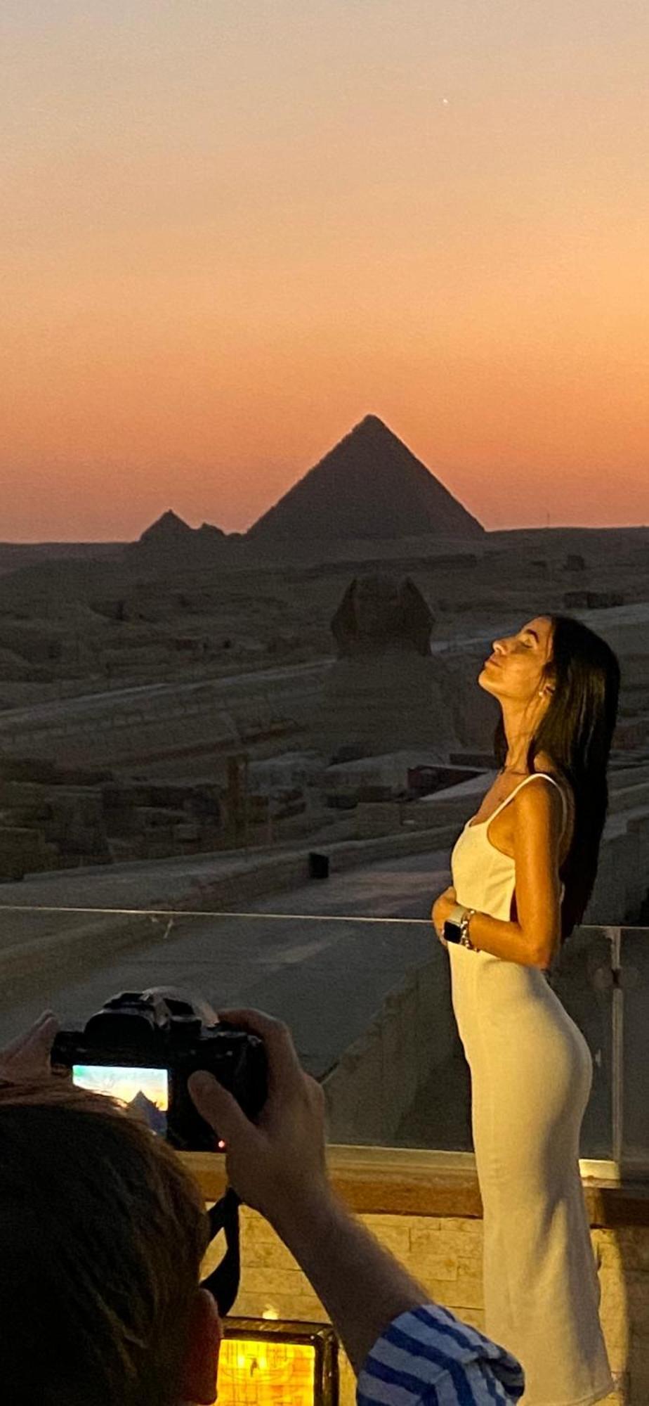 Seven Pyramids Panoramic View Inn Kafret el-Gabal Екстериор снимка